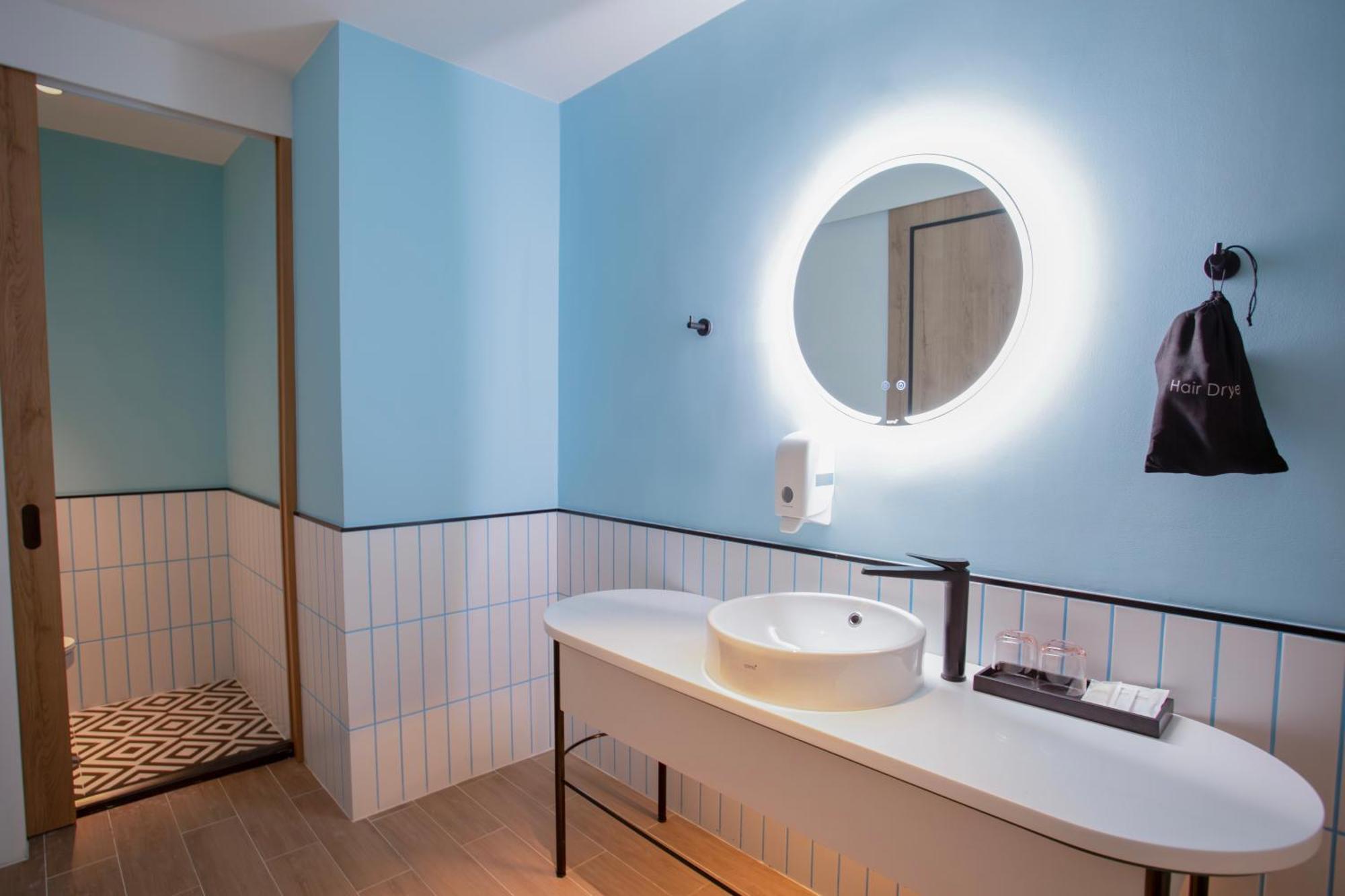 Отель Lub D Chinatown - Steps From Sam Yod Mrt Station