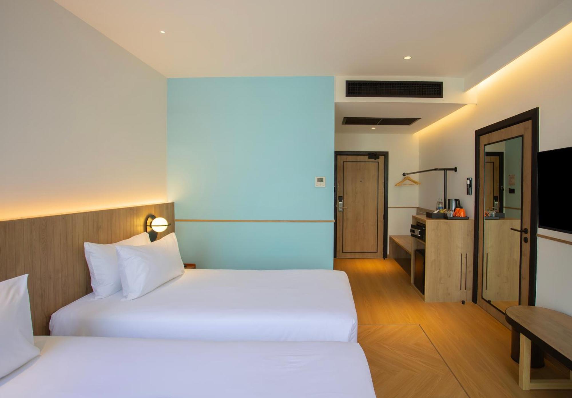 Отель Lub D Chinatown - Steps From Sam Yod Mrt Station Бангкок
