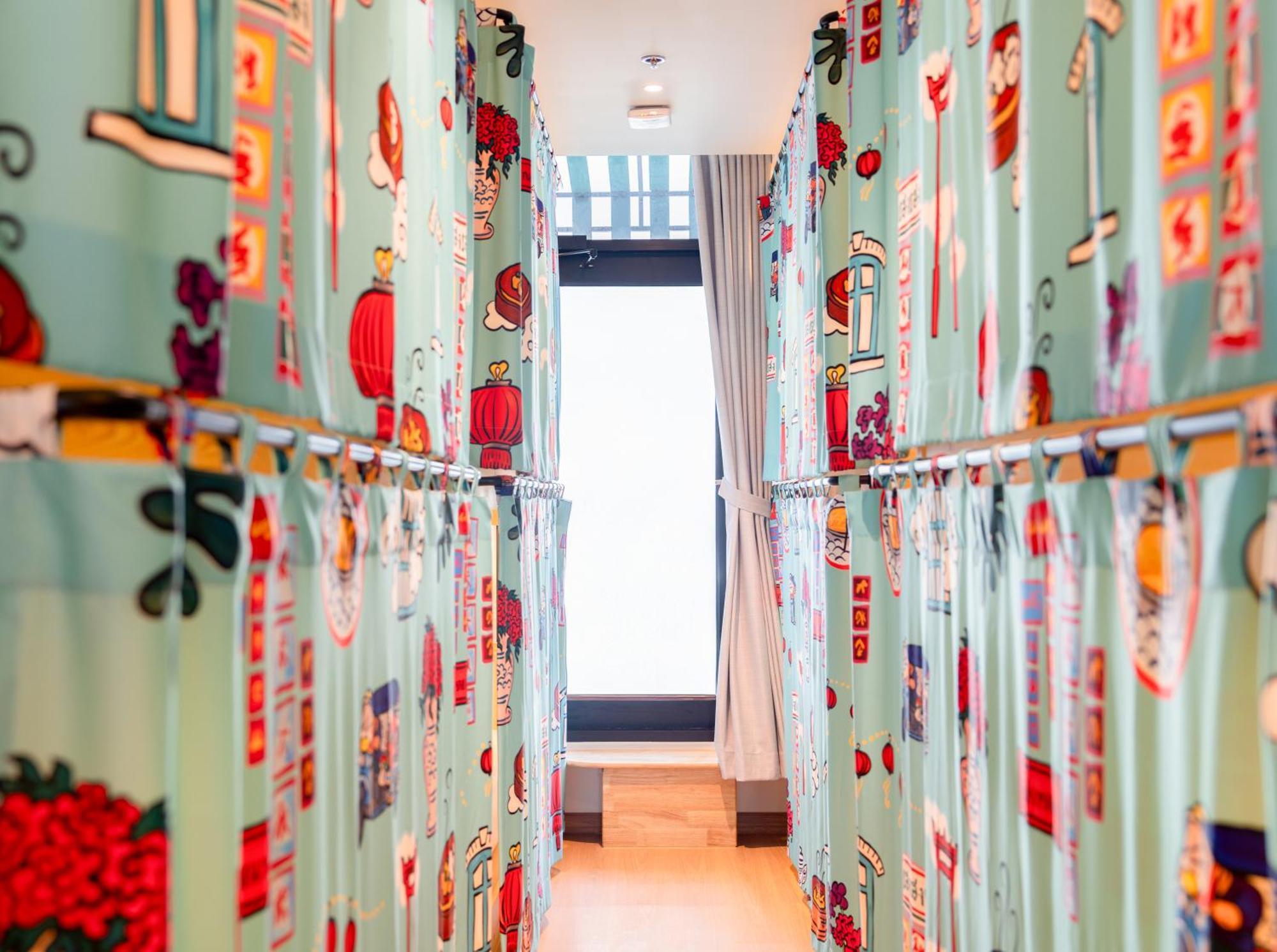 Отель Lub D Chinatown - Steps From Sam Yod Mrt Station 3*