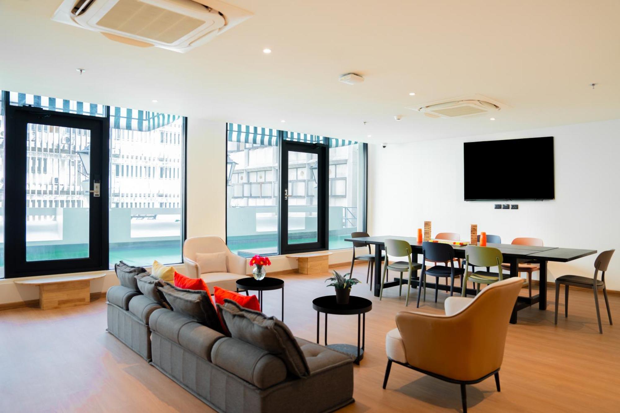 Отель Lub D Chinatown - Steps From Sam Yod Mrt Station
